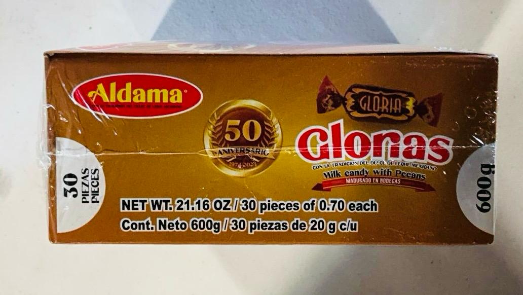 Glorias Display ( Box with 12 display with 30pc of 20g)